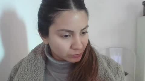 valentinaseleni24 online show from June 24, 2026, 1:21 pm