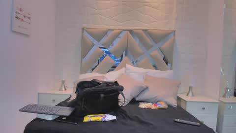 Snapshot of valentinasu_ chatting on June 10, 2026, 11:42 am VALENTINA online show from June 10, 2026, 11:42 am
