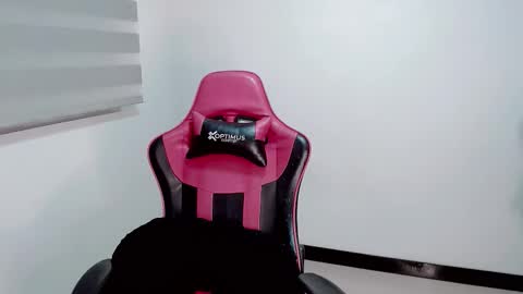 Snapshot of valentinasweet_ chatting on February 7, 2026, 1:31 am Valentina online show from February 7, 2026, 1:31 am