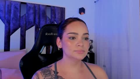   online show from September 15, 2025, 6:52 pm