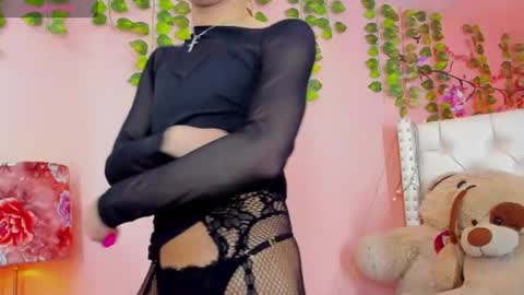 Snapshot of valentinee_xo chatting on June 12, 2026, 4:55 am valentinee_xo online show from June 12, 2026, 4:55 am