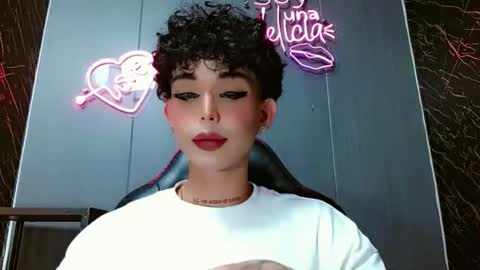 Marian online show from November 28, 2025, 8:00 pm