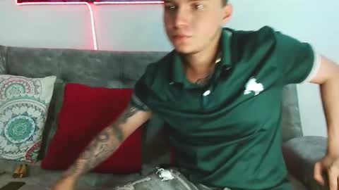 Snapshot of valentino_bel chatting on November 17, 2025, 3:18 pm Nick online show from November 17, 2025, 3:18 pm