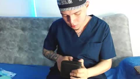 Snapshot of valentino_bel chatting on November 30, 2025, 6:23 pm Nick online show from November 30, 2025, 6:23 pm