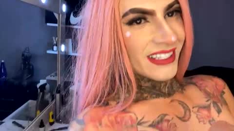 valentino_bs online show from March 3, 2026, 12:06 am