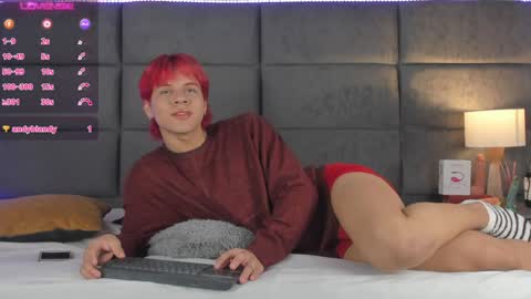 Snapshot of valentino_moon chatting on December 3, 2024, 2:36 am valentino moon online show from December 3, 2024, 2:36 am