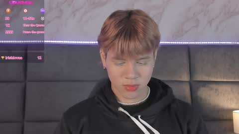 Snapshot of valentino_moon chatting on December 28, 2024, 3:04 am valentino moon online show from December 28, 2024, 3:04 am