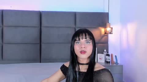 Snapshot of valentino_moon chatting on October 13, 2025, 3:06 am valentino moon online show from October 13, 2025, 3:06 am