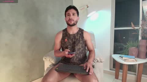 Valentino online show from January 18, 2025, 4:48 am