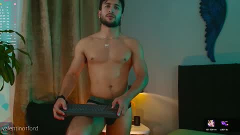 Valentino online show from October 2, 2025, 12:17 am