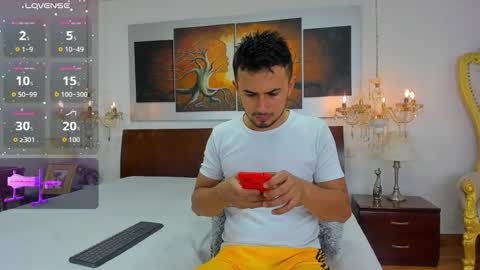  Valentinos  online show from February 11, 2026, 8:47 pm