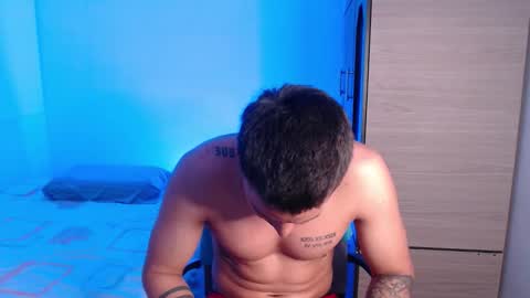 Snapshot of valentinosex_1 chatting on October 16, 2025, 9:38 pm VALENTINO online show from October 16, 2025, 9:38 pm