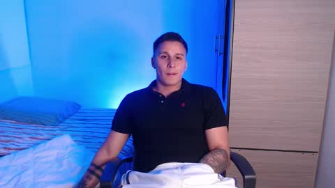 VALENTINO online show from March 8, 2026, 11:19 pm