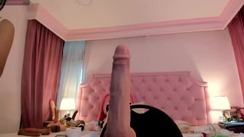 Vale Toro  online show from February 17, 2025, 3:20 pm