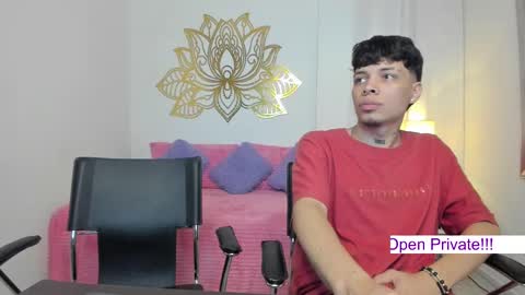 Valery And Daniel online show from February 24, 2025, 1:02 am