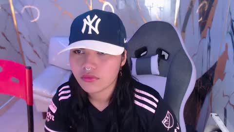 Snapshot of valeri_harpers4 chatting on October 5, 2025, 12:58 pm valeri_harpers4 online show from October 5, 2025, 12:58 pm