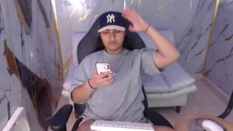 Snapshot of valeri_harpers4 chatting on November 25, 2025, 2:17 pm valeri_harpers4 online show from November 25, 2025, 2:17 pm