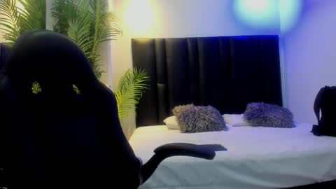 Snapshot of valeri_tafur chatting on November 7, 2025, 11:10 am valeri_tafur online show from November 7, 2025, 11:10 am