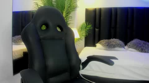 Snapshot of valeri_tafur chatting on November 11, 2025, 11:10 am valeri_tafur online show from November 11, 2025, 11:10 am