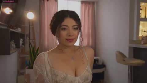 Snapshot of valeria_rosses chatting on June 28, 2026, 7:53 pm Valeria online show from June 28, 2026, 7:53 pm
