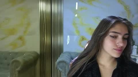 Snapshot of valeriaa_s chatting on May 20, 2026, 1:39 pm valeriaa_s online show from May 20, 2026, 1:39 pm