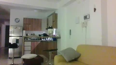 valeriafrannco online show from December 1, 2025, 5:23 am