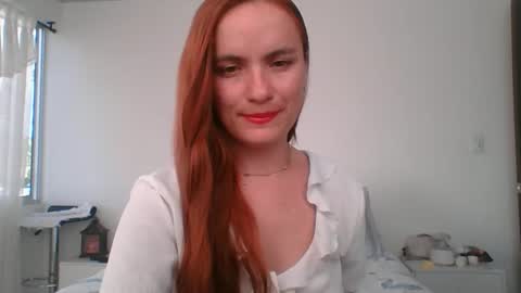 Snapshot of valeriafrannco chatting on May 26, 2026, 9:44 pm valeriafrannco online show from May 26, 2026, 9:44 pm