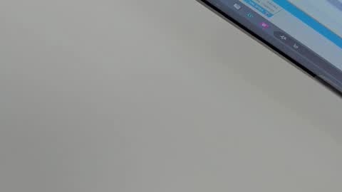 Snapshot of valeriah_ chatting on December 22, 2025, 12:24 pm Valeria online show from December 22, 2025, 12:24 pm