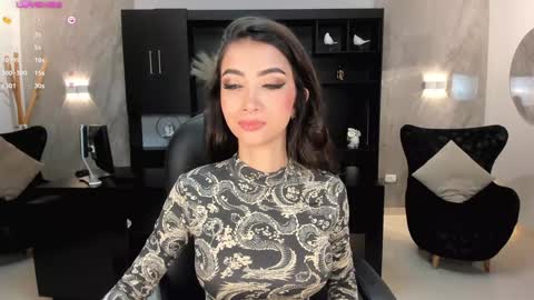 Snapshot of valeriavelvet chatting on January 8, 2025, 11:43 am Vale online show from January 8, 2025, 11:43 am