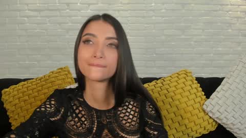 Snapshot of valeriavelvet chatting on January 16, 2025, 6:06 pm Vale online show from January 16, 2025, 6:06 pm