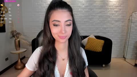 Snapshot of valeriavelvet chatting on January 18, 2025, 5:59 pm Vale online show from January 18, 2025, 5:59 pm