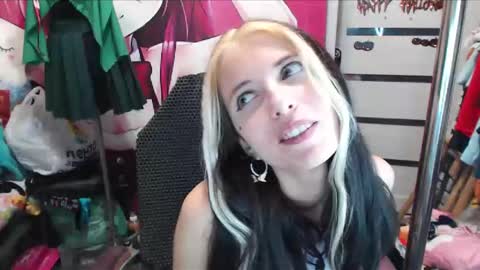 ValeriaXKiss online show from December 3, 2025, 8:40 pm