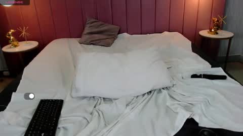 Valerie  online show from February 22, 2026, 3:51 am