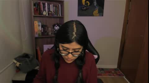 Val  online show from February 4, 2026, 3:12 am