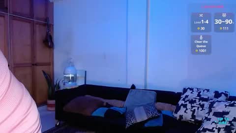 Snapshot of valerie_smile chatting on January 22, 2025, 8:07 am Valerie online show from January 22, 2025, 8:07 am