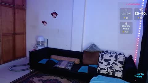 Snapshot of valerie_smile chatting on February 23, 2025, 7:11 am Valerie online show from February 23, 2025, 7:11 am