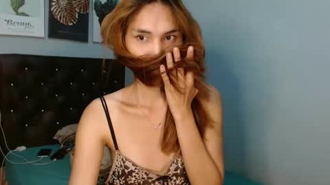 Snapshot of valeriedollxxx chatting on April 13, 2026, 12:43 pm Valerie online show from April 13, 2026, 12:43 pm