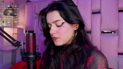 Valeria online show from May 13, 2026, 2:36 pm