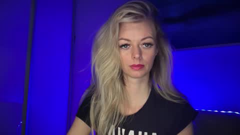 Valerie  online show from April 27, 2026, 11:08 am