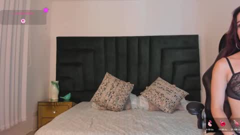 valeriemattson_ online show from September 25, 2025, 1:48 pm