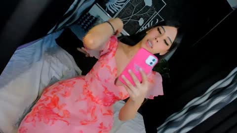 Snapshot of valerieriches chatting on January 19, 2025, 2:59 pm Valerie online show from January 19, 2025, 2:59 pm