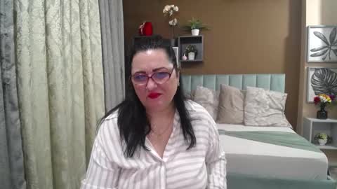 valeriesmiths online show from March 4, 2026, 9:59 am