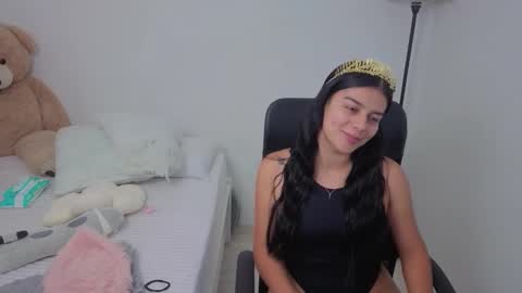 Juli C online show from November 11, 2025, 12:54 am