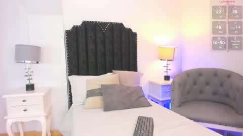 Snapshot of valerith_vega chatting on December 14, 2024, 12:01 pm online show from December 14, 2024, 12:01 pm