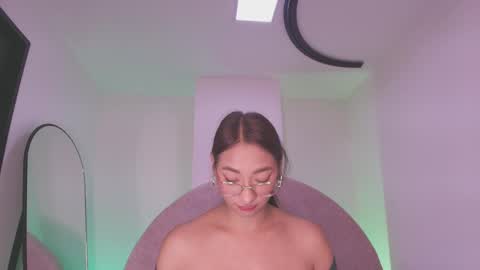Snapshot of valery_97 chatting on April 22, 2026, 3:09 am Valeryn online show from April 22, 2026, 3:09 am