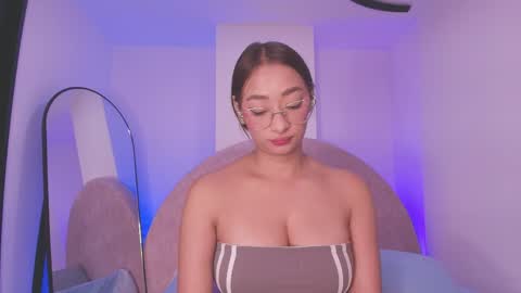 Snapshot of valery_97 chatting on April 29, 2026, 3:10 am Valeryn online show from April 29, 2026, 3:10 am