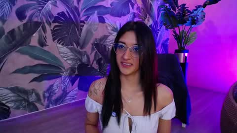 valery_blush online show from March 13, 2026, 3:46 am