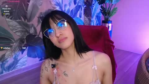 valery_blush online show from April 16, 2026, 4:46 am