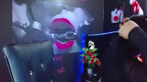 Snapshot of valery_meer_ chatting on December 3, 2024, 6:28 pm Valeria online show from December 3, 2024, 6:28 pm