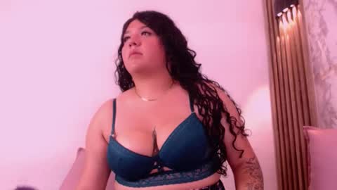 Snapshot of valery_ortiz7 chatting on February 28, 2026, 7:15 pm Valery online show from February 28, 2026, 7:15 pm